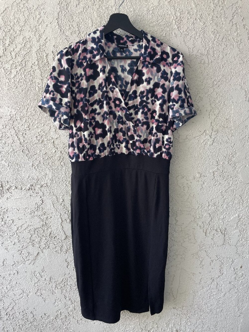 Torrid Abstract Animal Print Faux Wrap V-Neck Short Sleeve Dress Size Medium